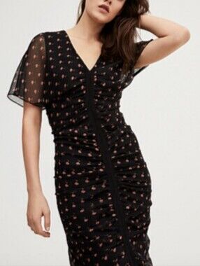 NEW Country Road Ruched Floral Dress
